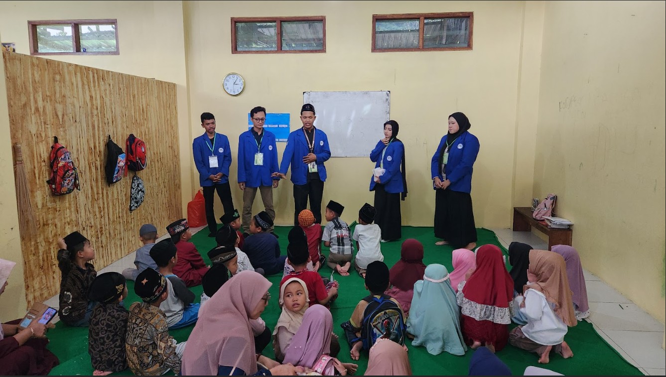 Pemaparan materi diniyyah kecil